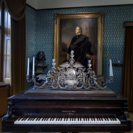 A nemzetközi Liszt-kutatás elitje érkezik a Zeneakadémia Liszt Múzeumába